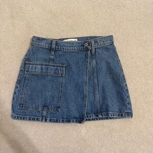 Abercrombie Denim Cargo Skirt